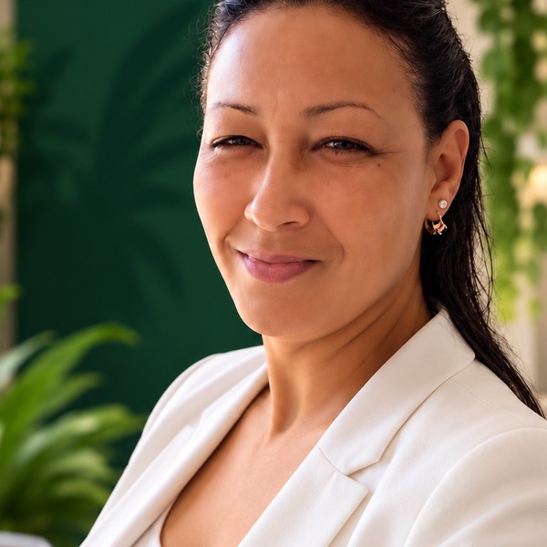Alina Hernández Chong
